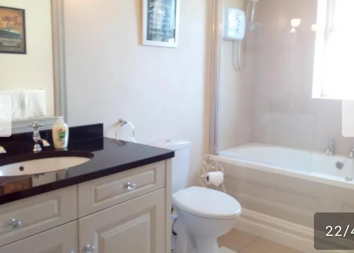 Cliffs View Self Catering @ Limestone Holiday home *